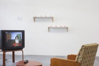 https://salonuldeproiecte.ro/files/gimgs/th-118_22_ Ioana Pa¦åun - Saddam and Me, 2016 - family photos, furniture, TV--¡Toy, video.jpg